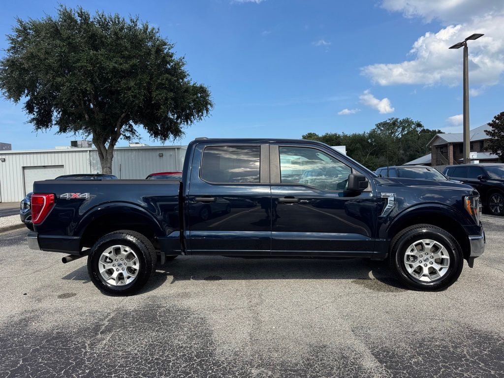 2023 Ford F-150 XLT photo 9