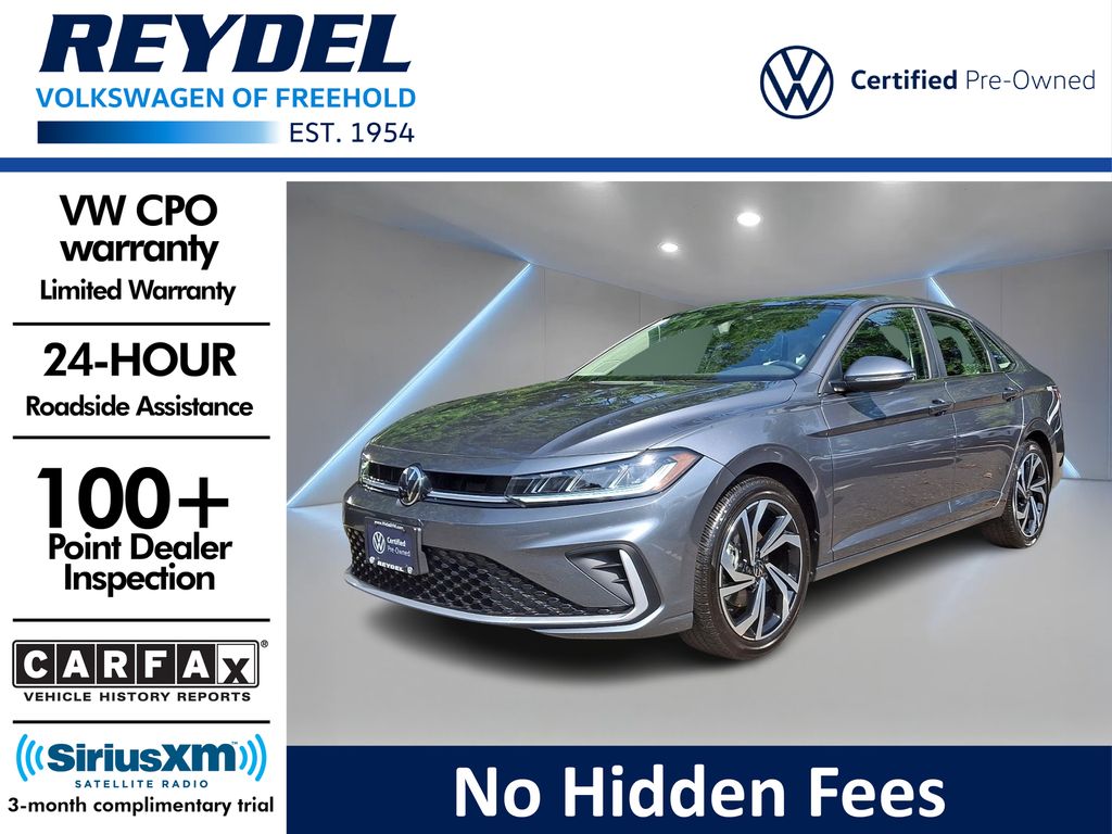 Platinum Gray Metallic 2026 Volkswagen Jetta Sedan Front-Wheel Drive 8-Speed Automatic