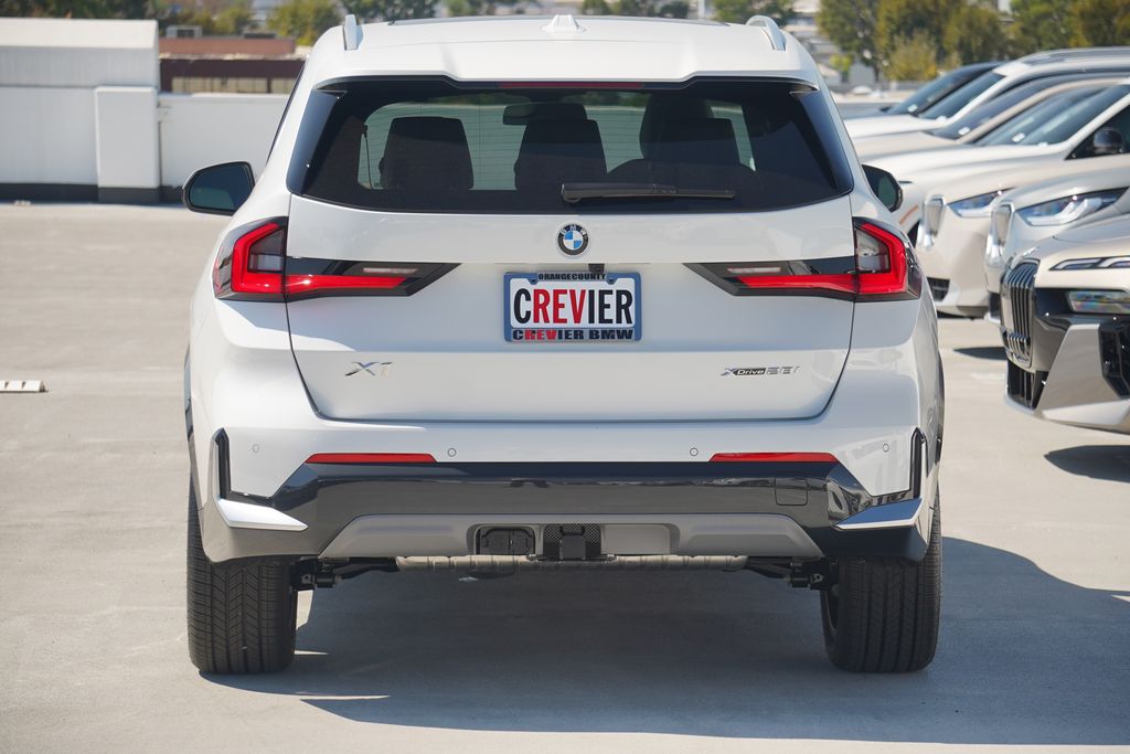 Thumbnail: 2026 BMW X1 - 6