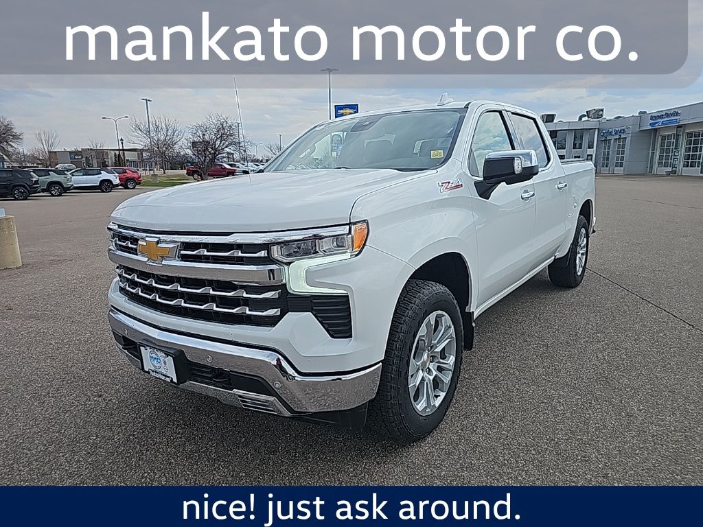 Summit White 2025 Chevrolet Silverado 1500 Pickup Truck Four-Wheel Drive Automatic