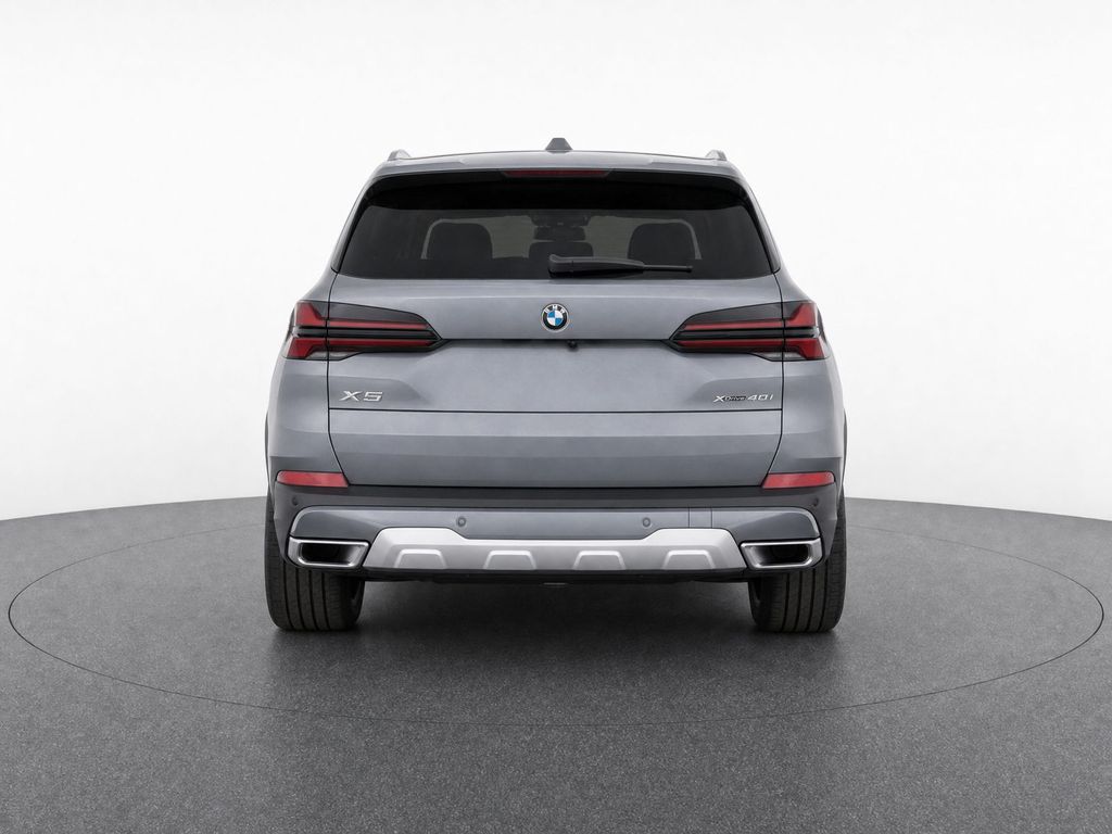 Thumbnail: 2026 BMW X5 - 4