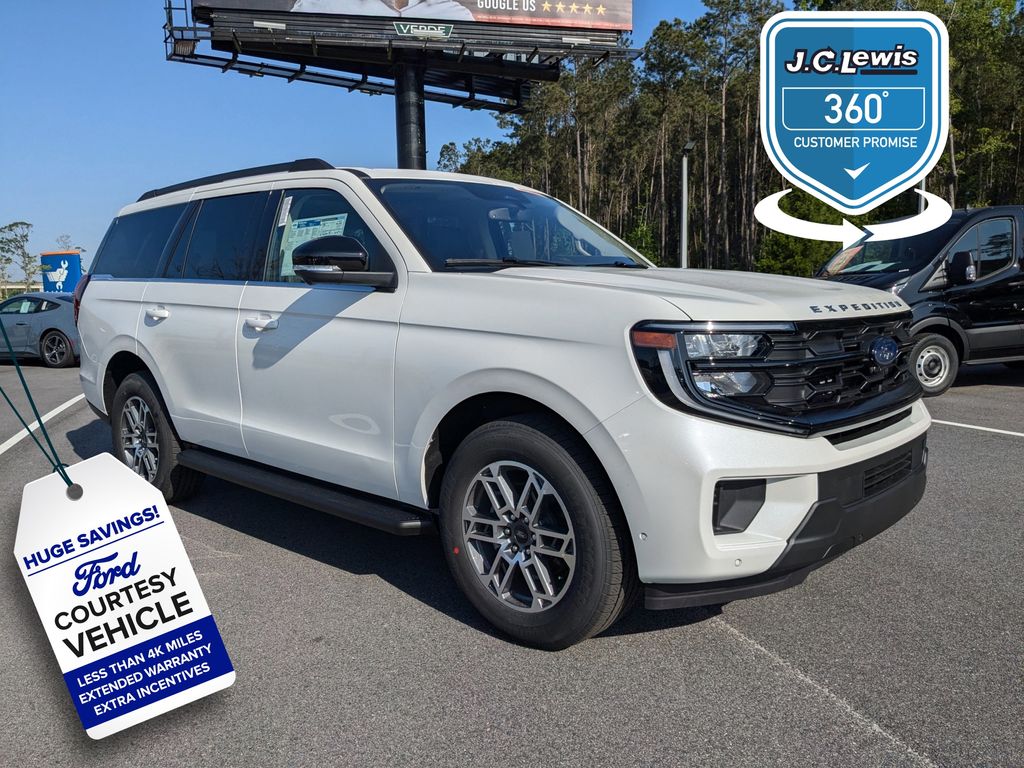 2025 Ford Expedition Active