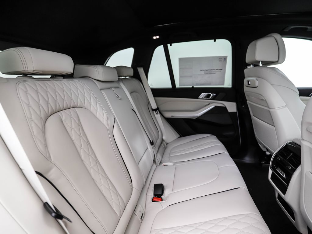Thumbnail: 2026 BMW X5 - 27