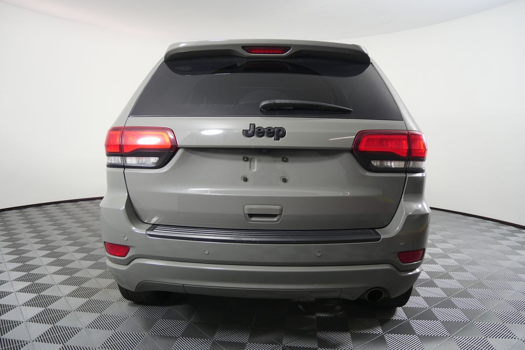 Thumbnail: 2020 Jeep Grand Cherokee - 4