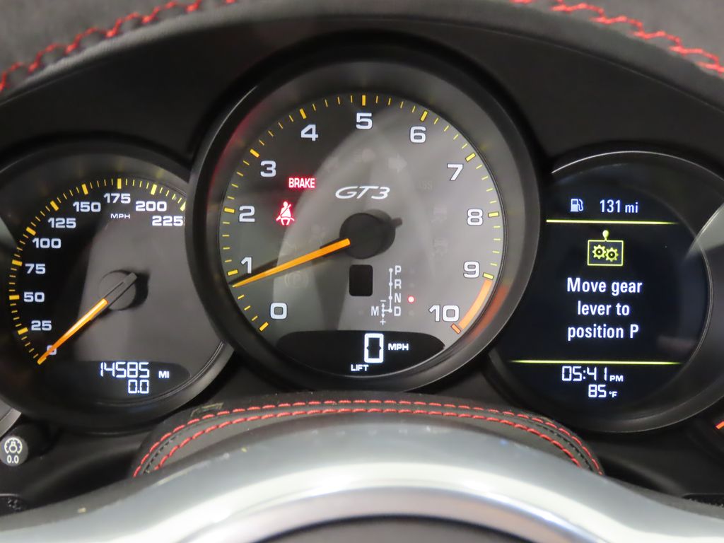 Thumbnail: 2014 Porsche 911 - 16