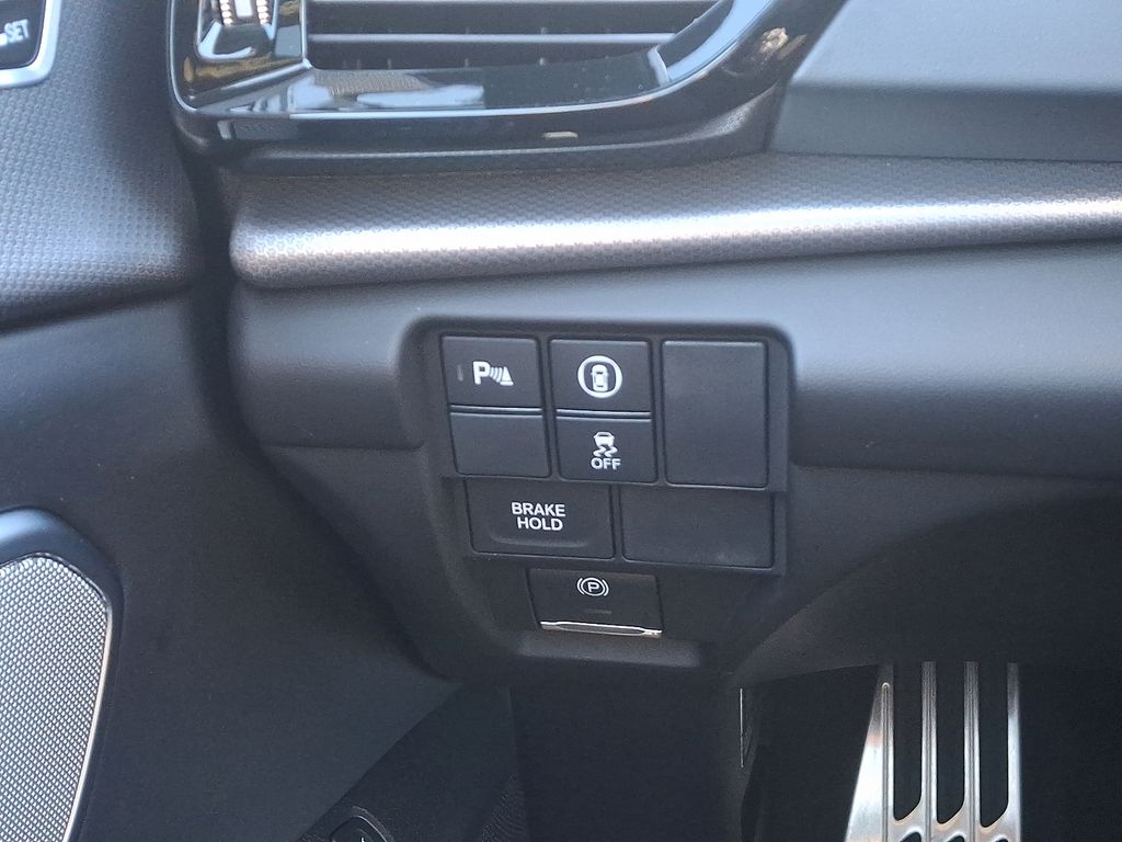 Thumbnail: 2025 Acura RDX - 24