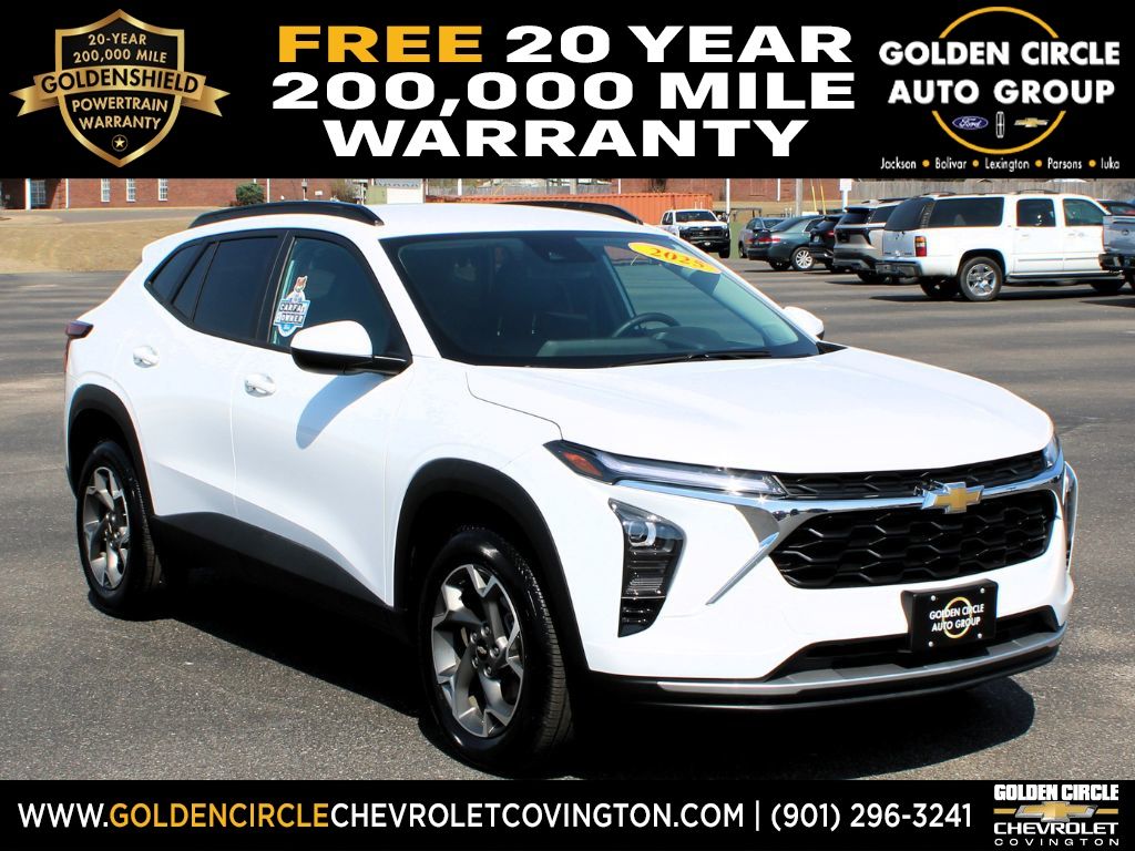 Summit White 2025 Chevrolet Trax LT FWD SUV / Crossover Front-Wheel Drive 6-Speed Automatic