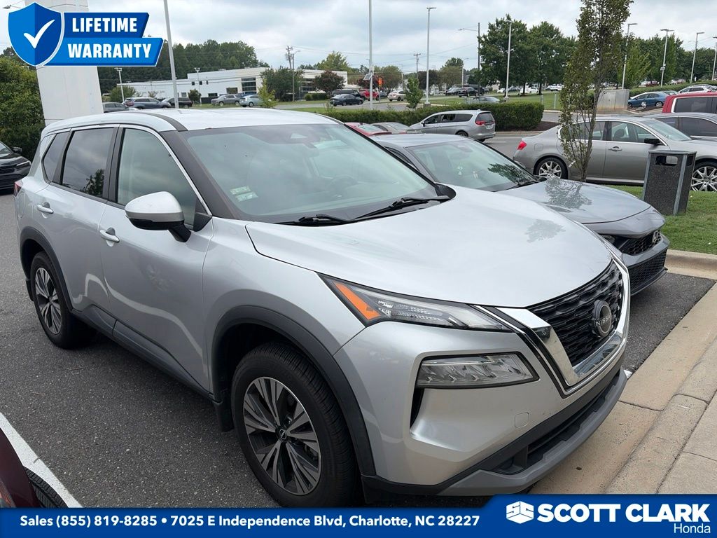 2022 Nissan Rogue SV