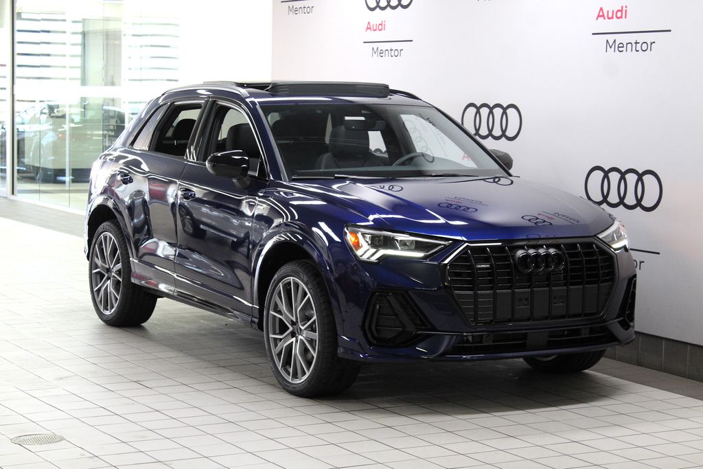 Thumbnail: 2025 Audi Q3 - 8