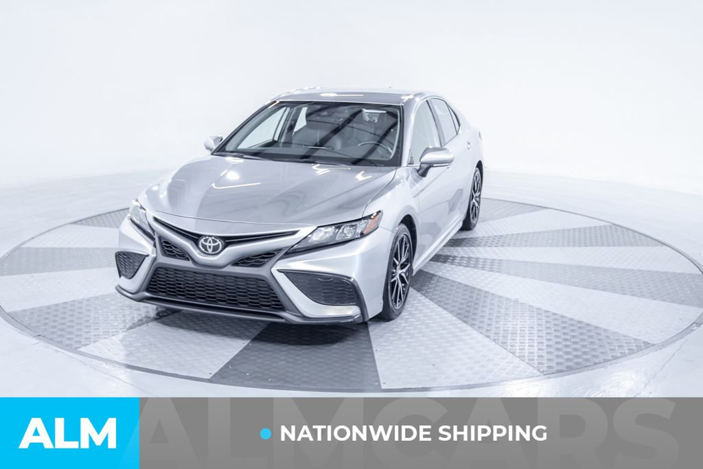 2023 Toyota Camry SE photo 2