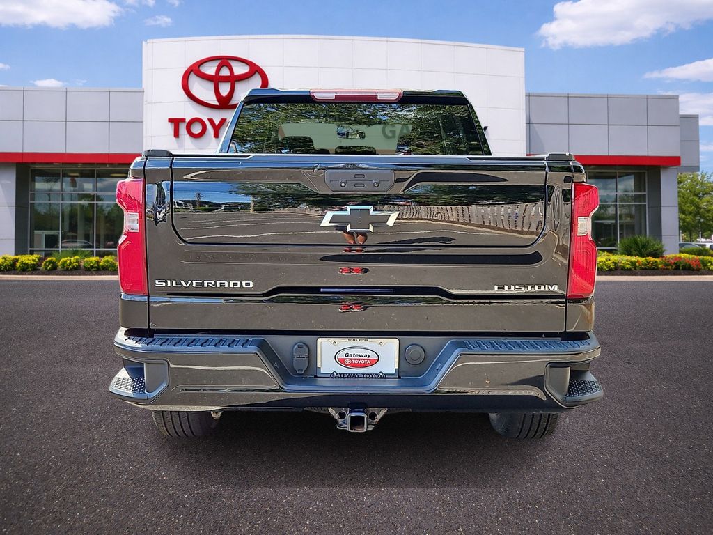 Thumbnail: 2021 Chevrolet Silverado 1500 - 6