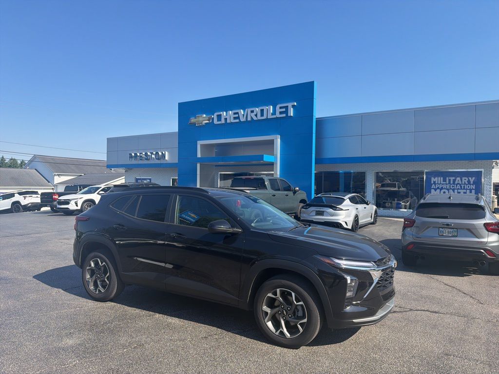 2024 Chevrolet Trax LT FWD