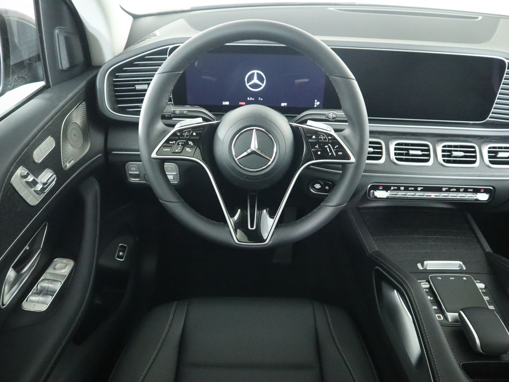 Thumbnail: 2026 Mercedes-Benz GLE - 10