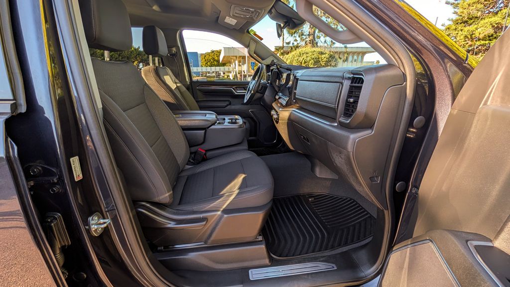 Used 2023 GMC Sierra 1500 Elevation 4D Crew Cab