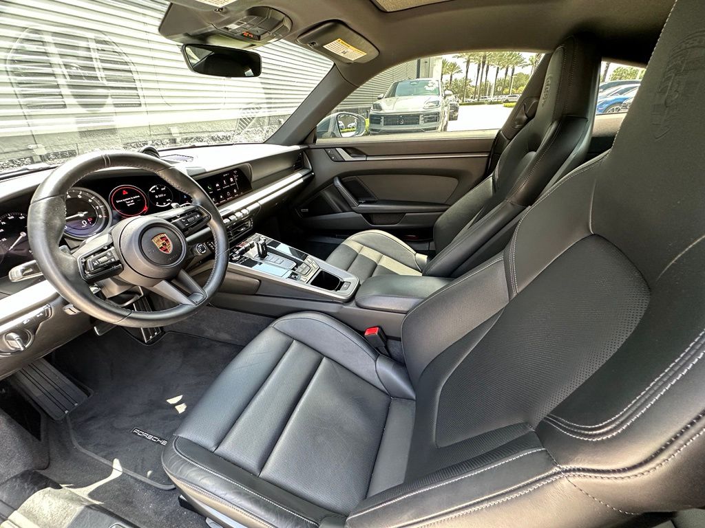 Thumbnail: 2024 Porsche 911 - 4