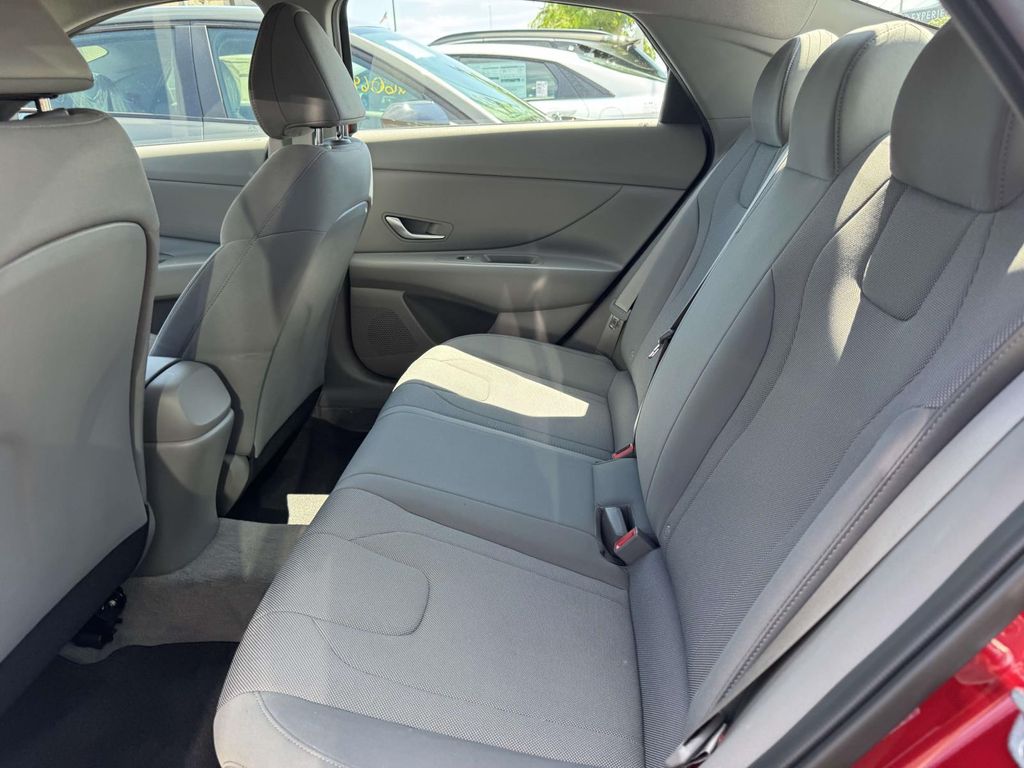 Used 2023 Hyundai Elantra Sedan