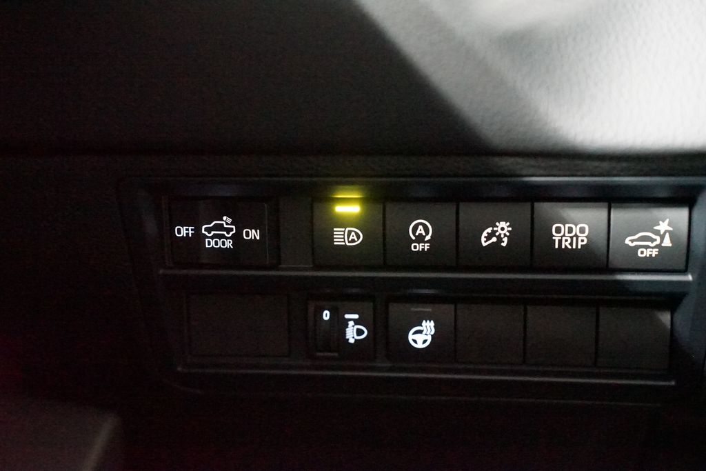 Thumbnail: 2026 Toyota Tundra - 25