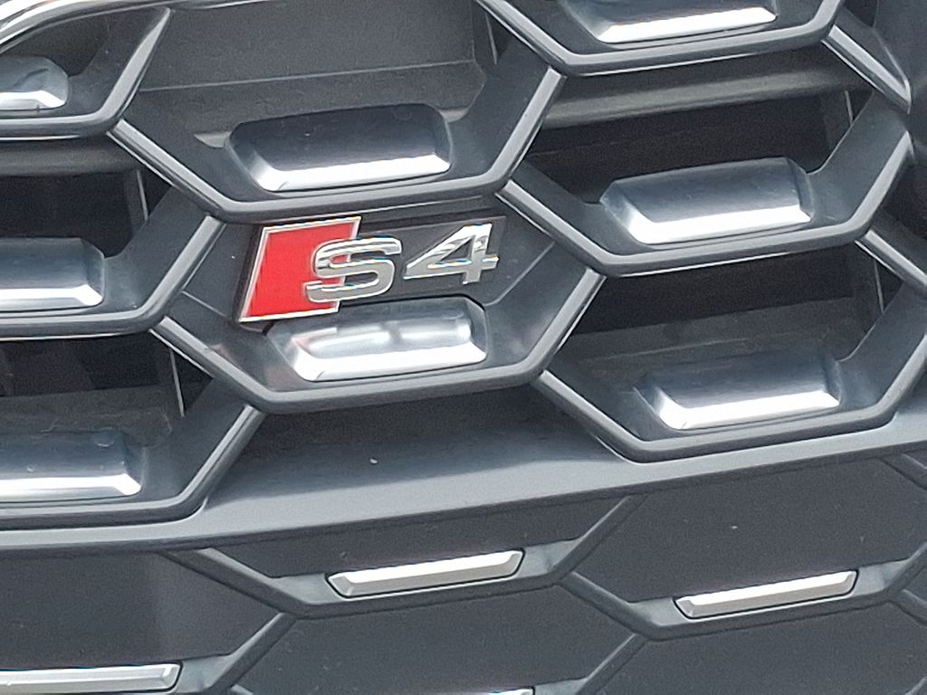 Thumbnail: 2022 Audi S4 - 30