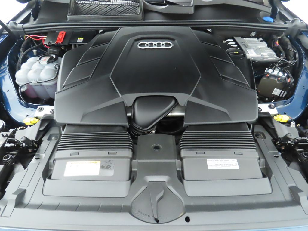 Thumbnail: 2022 Audi Q7 - 32