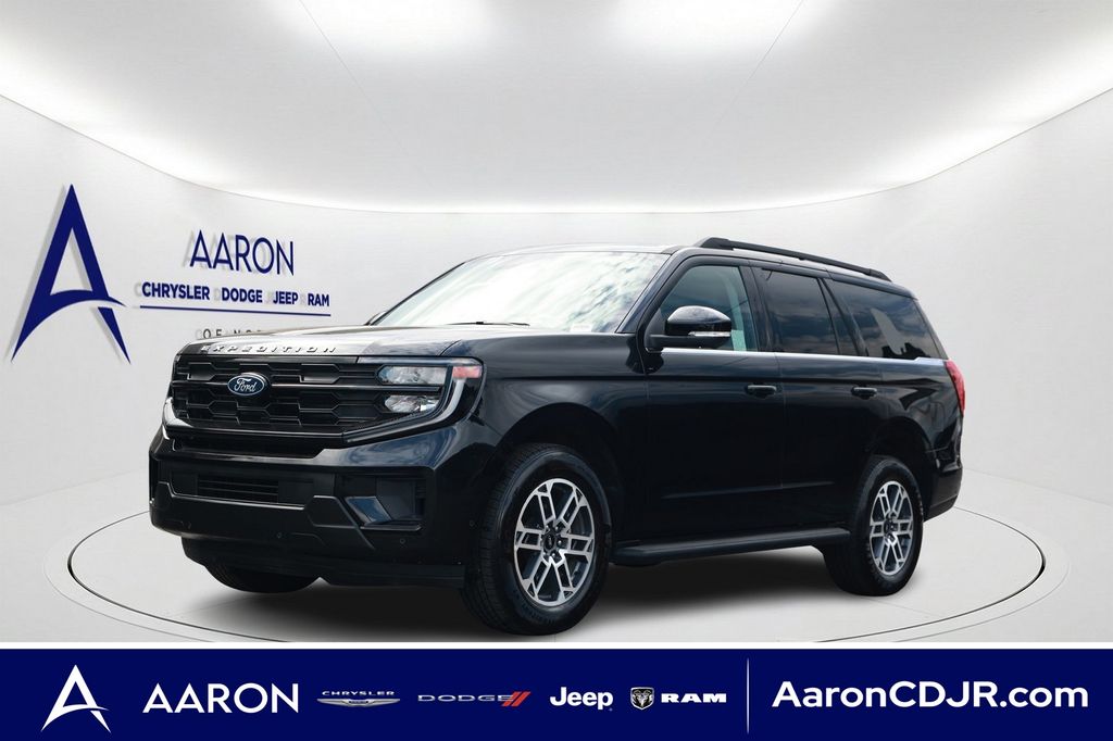Black Metallic 2025 Ford Expedition SUV / Crossover 4X2 Automatic