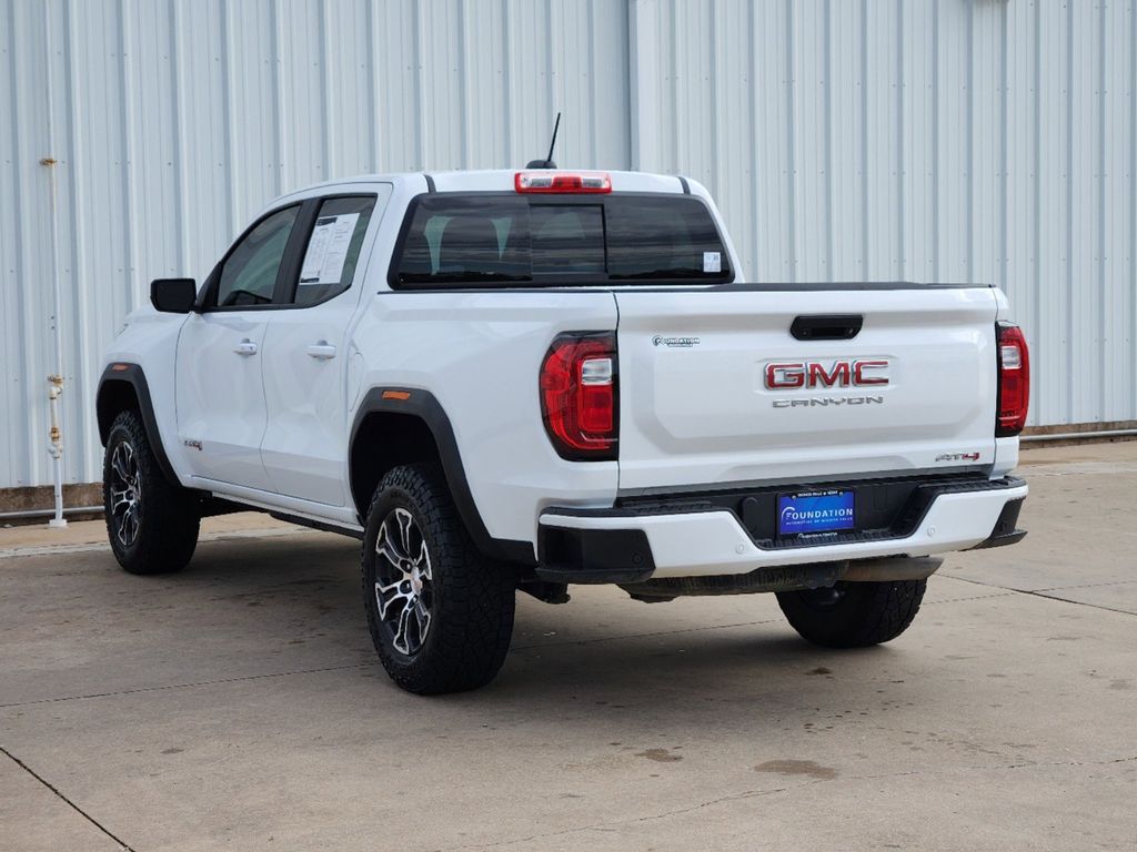 2023 GMC Canyon AT4 5