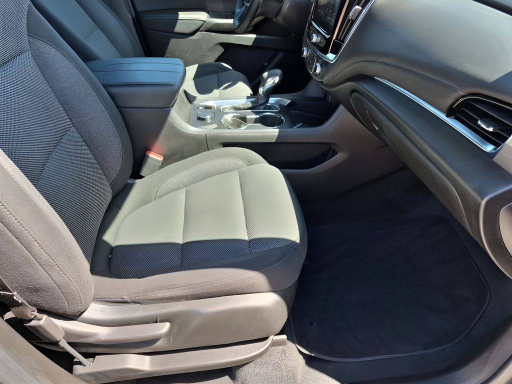 Used Car 2023 Chevrolet Traverse  Lt For Sale Under $30,000 In Austin, Texas