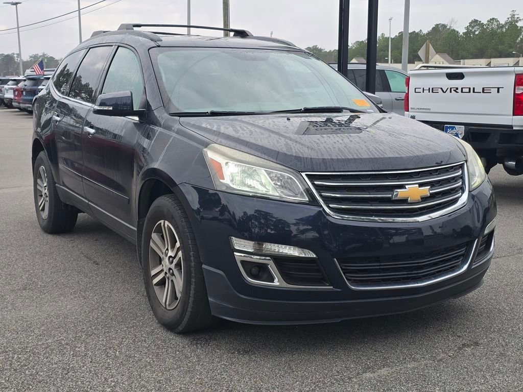 2017 Chevrolet Traverse 2LT FWD