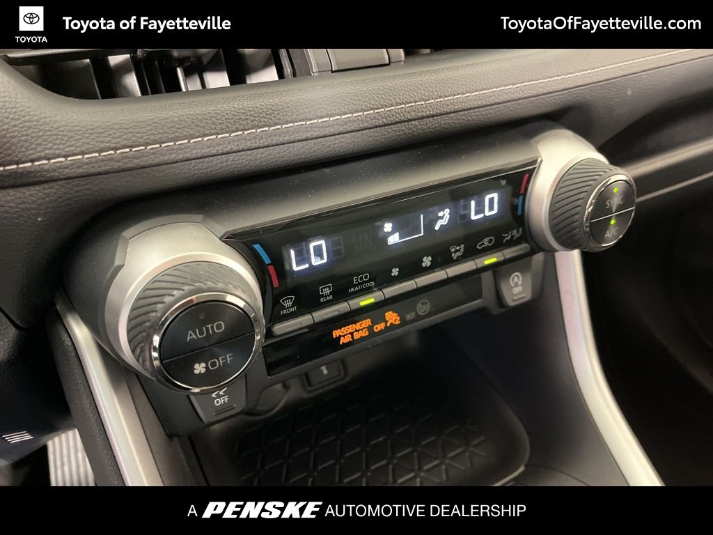 2021 Toyota RAV4 XLE 30