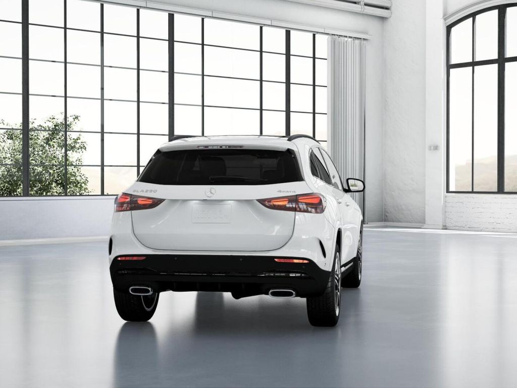 Thumbnail: 2026 Mercedes-Benz GLA - 24