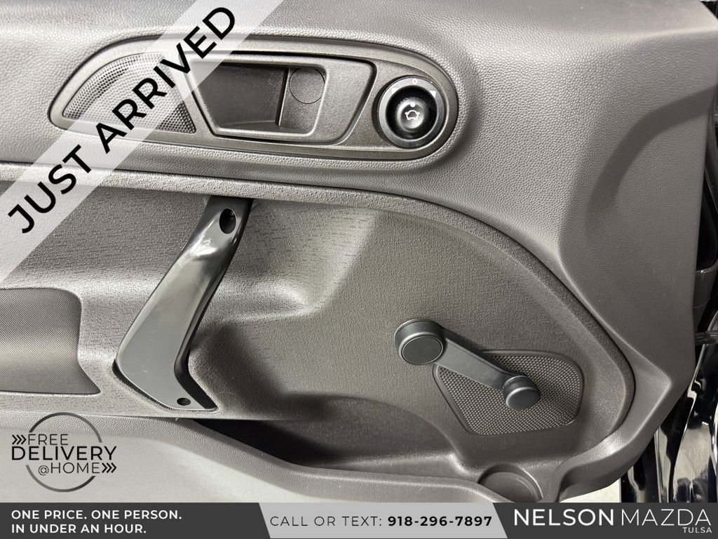 Used 2016 Black Ford S image 19