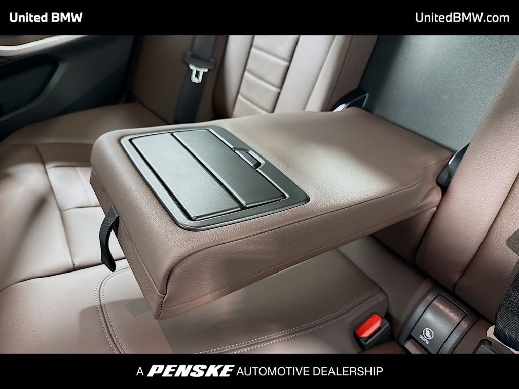 Thumbnail: 2026 BMW 3 Series - 20