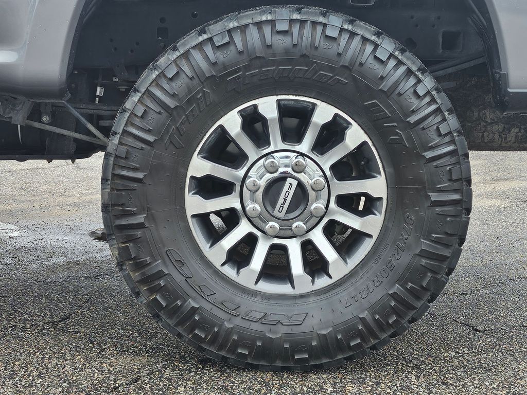 2022 Ford F-250SD Lariat Gray at Mazda of Columbia