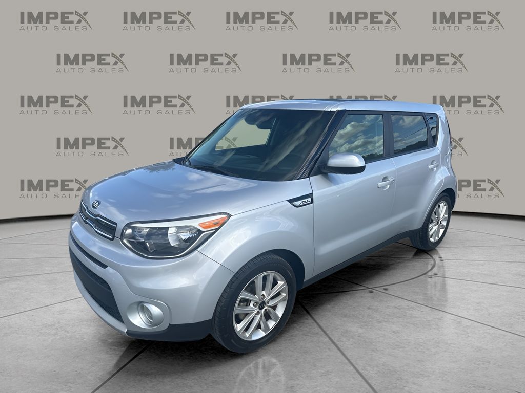 2019 Kia Soul Plus's photo