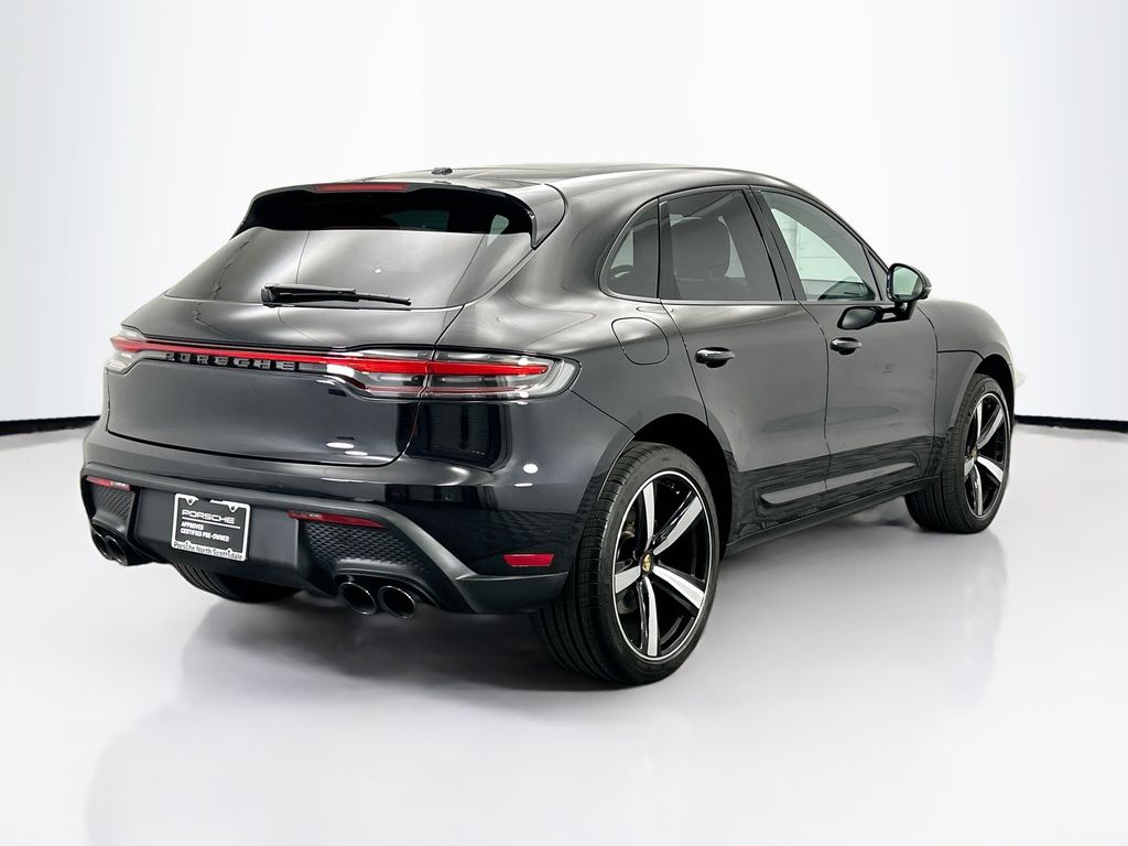 Thumbnail: 2025 Porsche Macan - 7