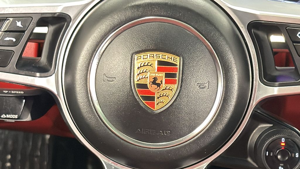 2023 Porsche   16