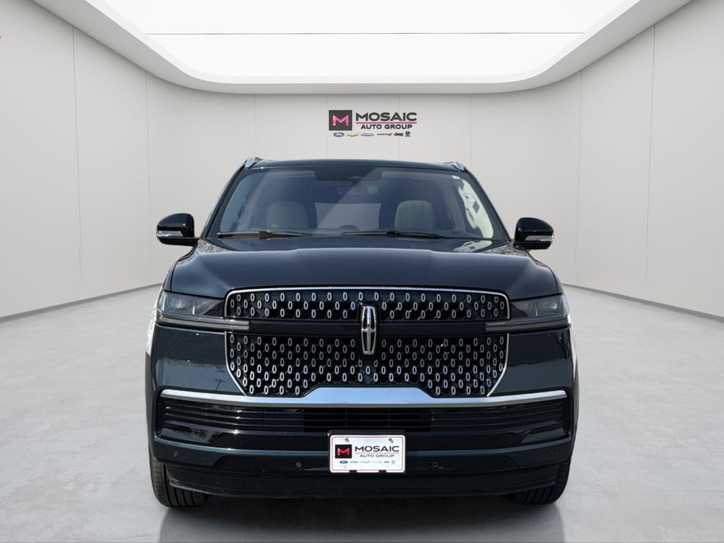 Used 2025 Lincoln Navigator Reserve with VIN 5LMJJ2LG0SEL00450 for sale in Zumbrota, Minnesota
