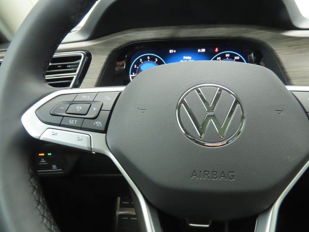 Thumbnail: 2025 Volkswagen Atlas - 12