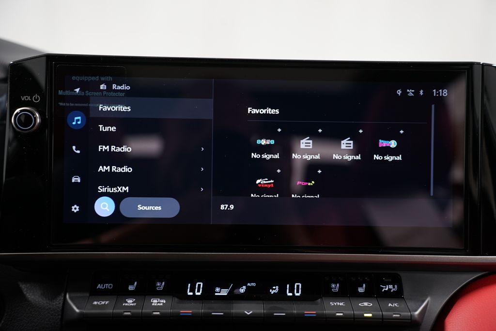 2025 Toyota Camry XSE 19