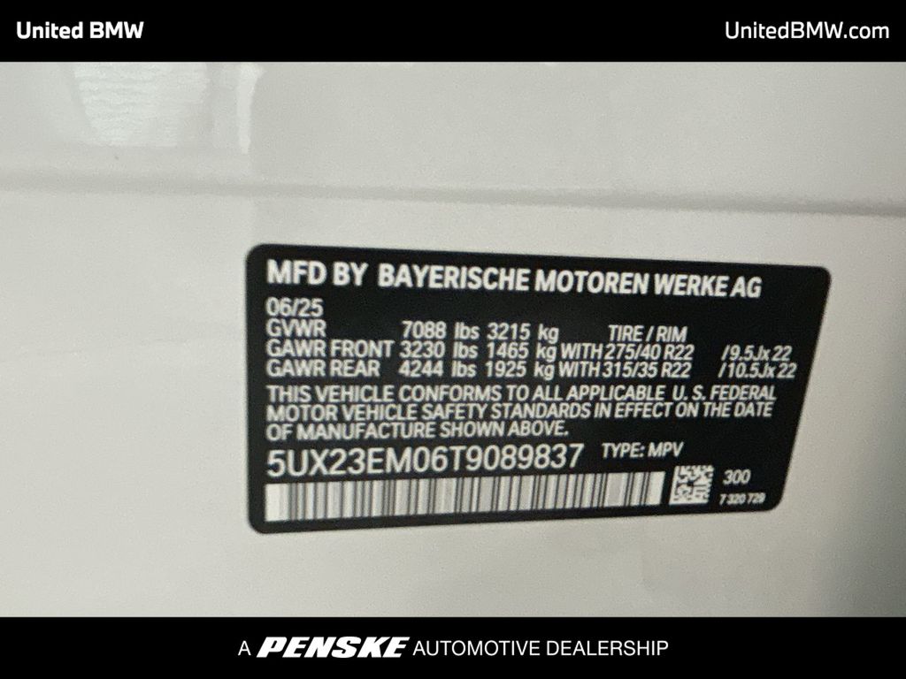 Thumbnail: 2026 BMW X7 - 23