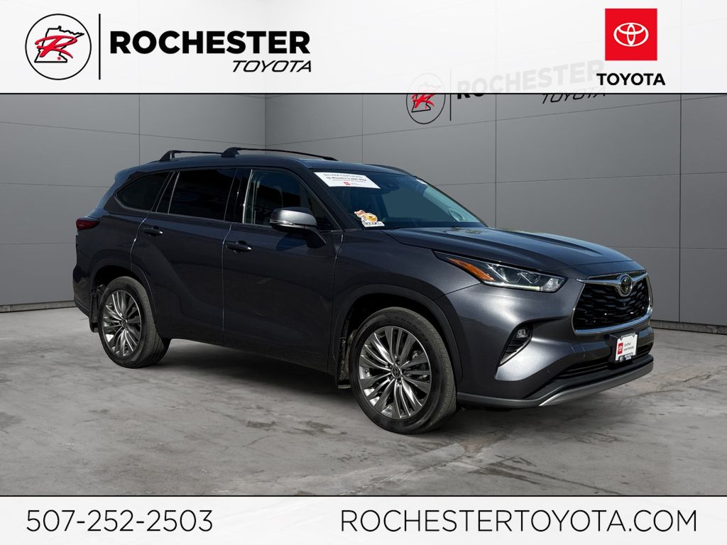 Magnetic Gray Metallic 2020 Toyota Highlander Platinum AWD SUV / Crossover All-Wheel Drive 8-Speed Automatic