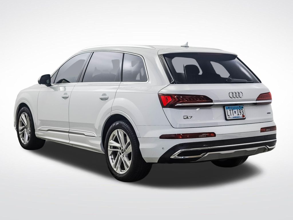 Thumbnail: 2023 Audi Q7 - 3