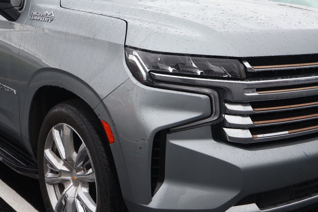 Thumbnail: 2024 Chevrolet Suburban - 4