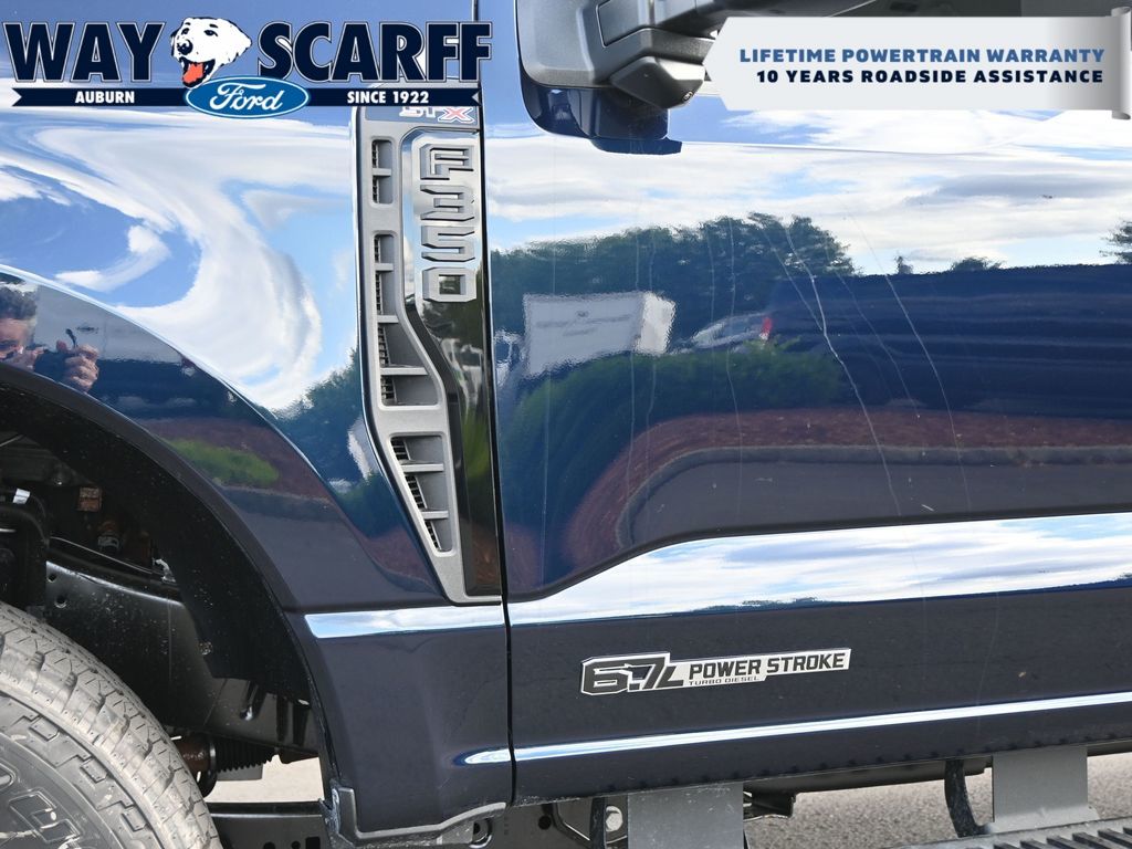 2025 Ford F-350 Super Duty XL