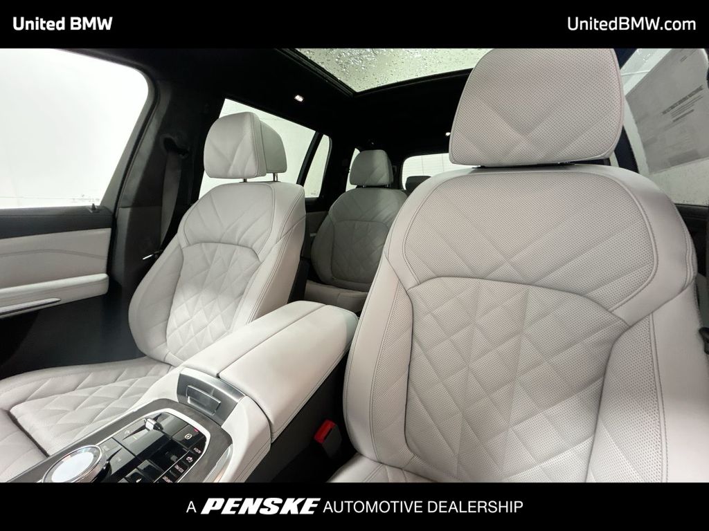 2026 BMW X7 xDrive40i 13