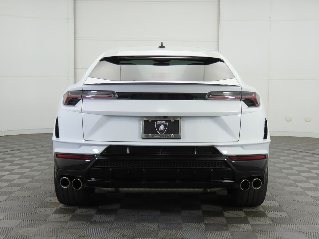 Thumbnail: 2023 Lamborghini Urus - 6