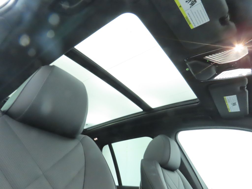 Thumbnail: 2026 BMW X5 - 19