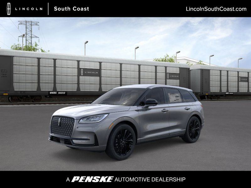 Thumbnail: 2025 Lincoln Corsair - 1