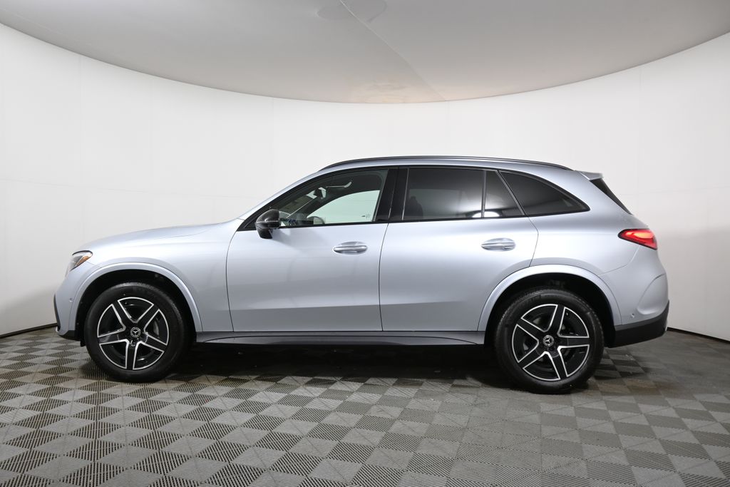 Thumbnail: 2026 Mercedes-Benz GLC - 2