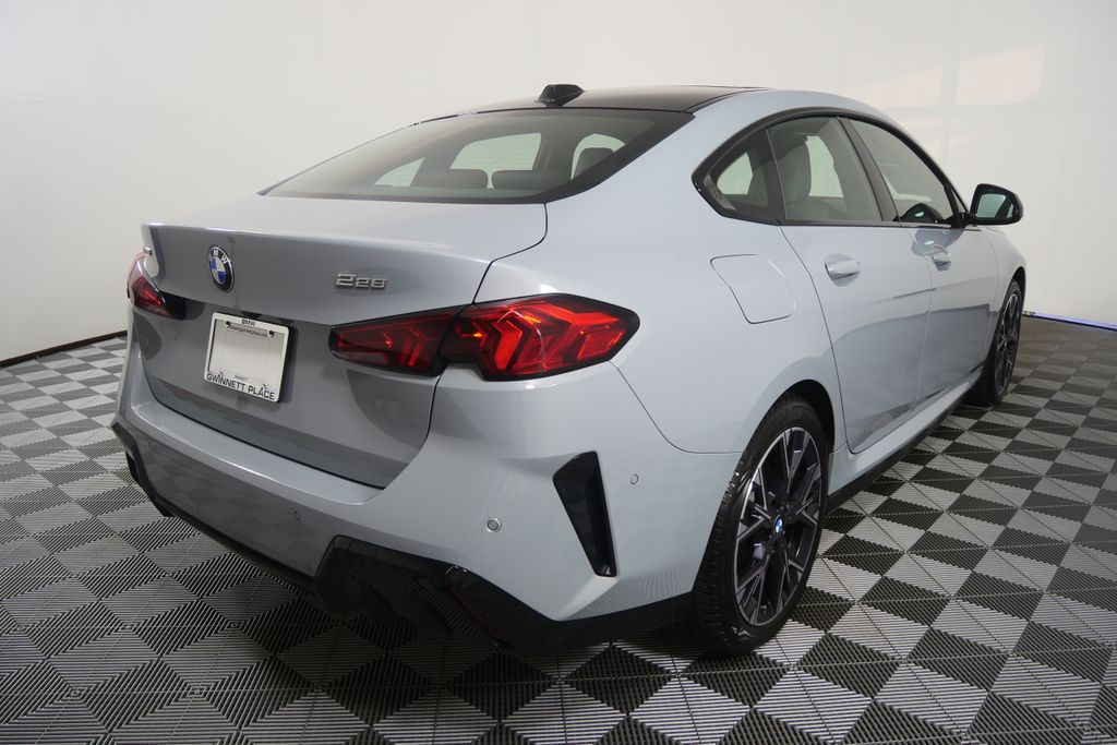 Thumbnail: 2026 BMW 2 Series - 3