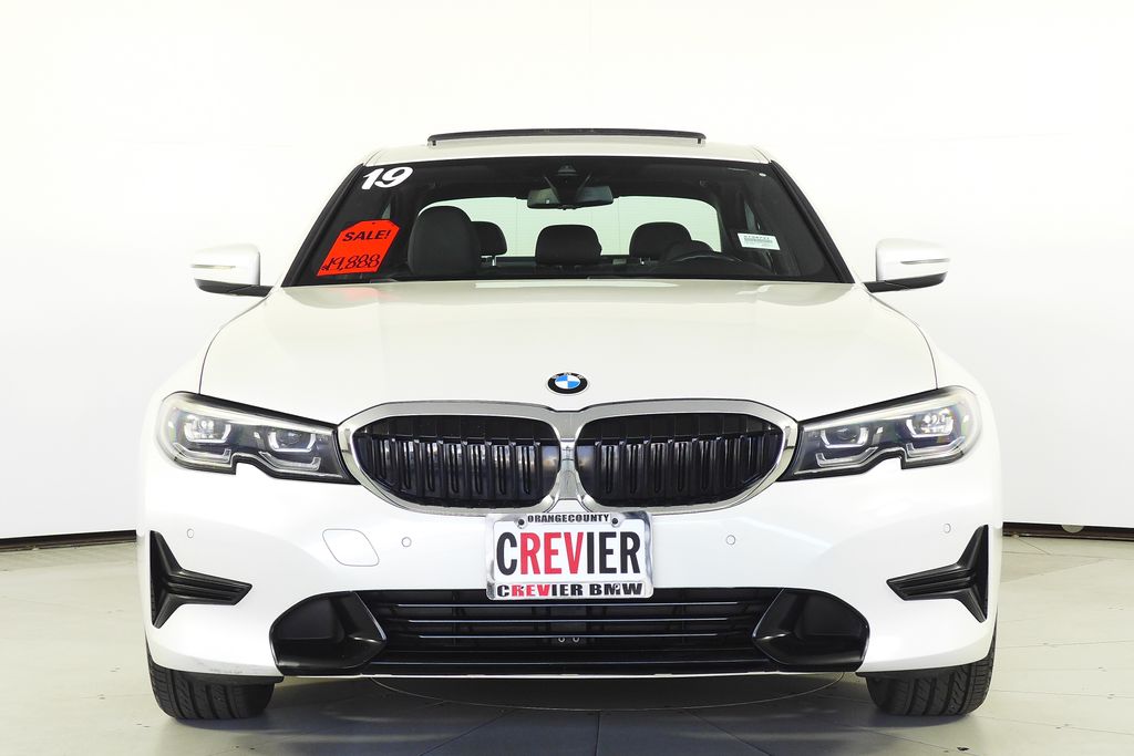 Thumbnail: 2019 BMW 3 Series - 3